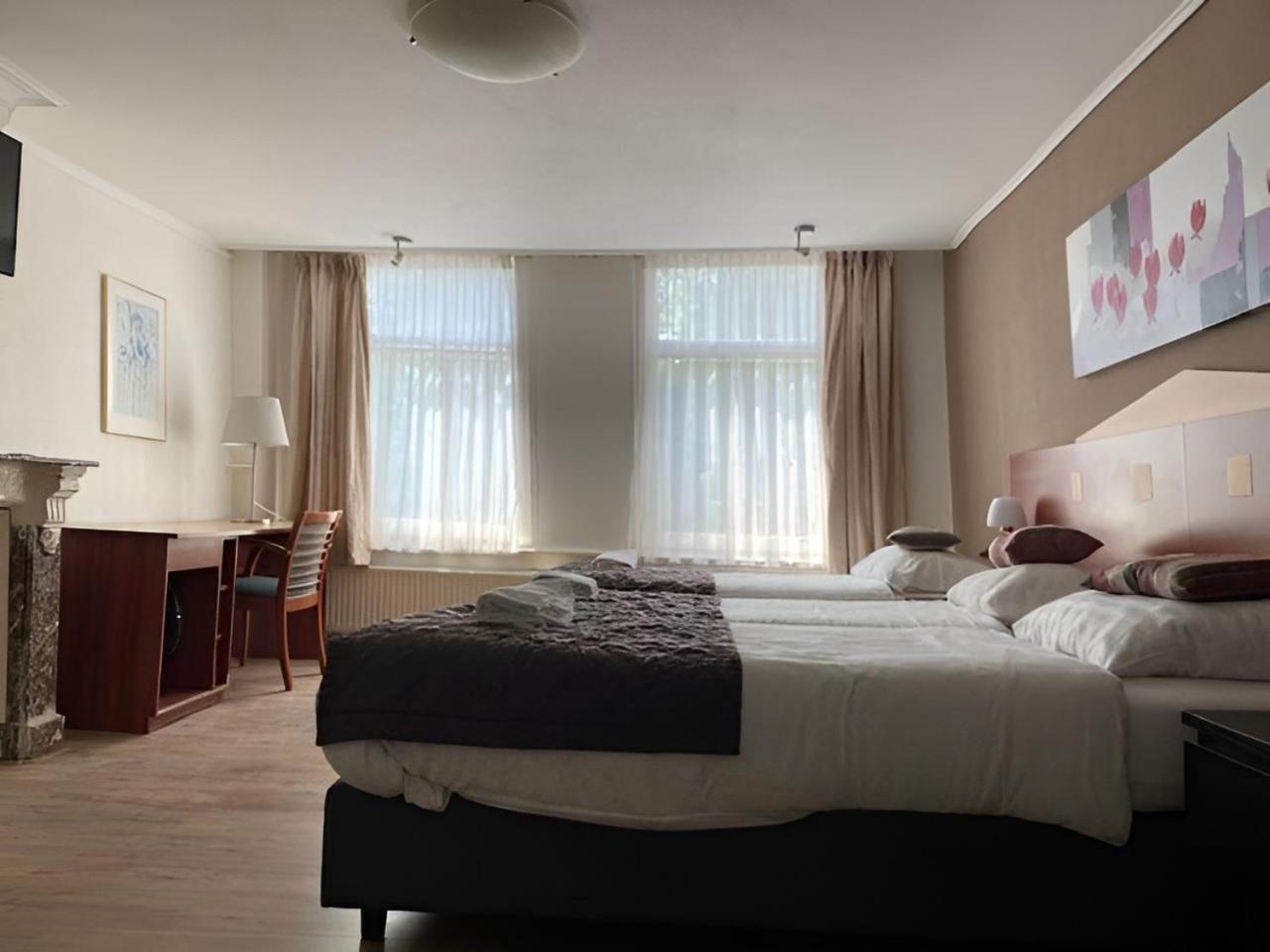 Hostel The Veteran Amsterdam Esterno foto